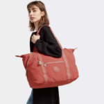 Kipling V4X2B257 vintage roza umetniška srednje torba ženske torbice - slika 4